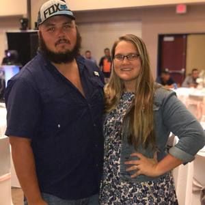 Meet your Posher, Cara